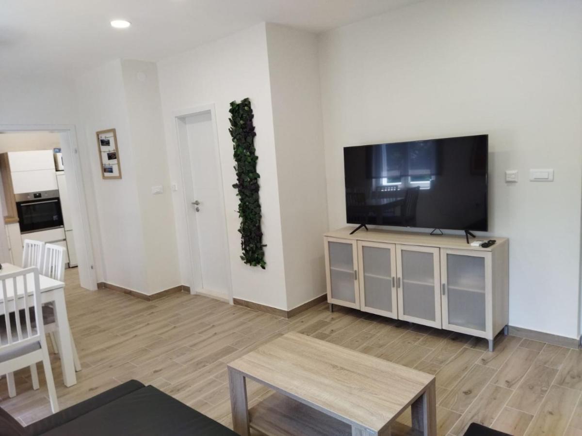 Teta Lidia Apartment Krilo Exterior foto
